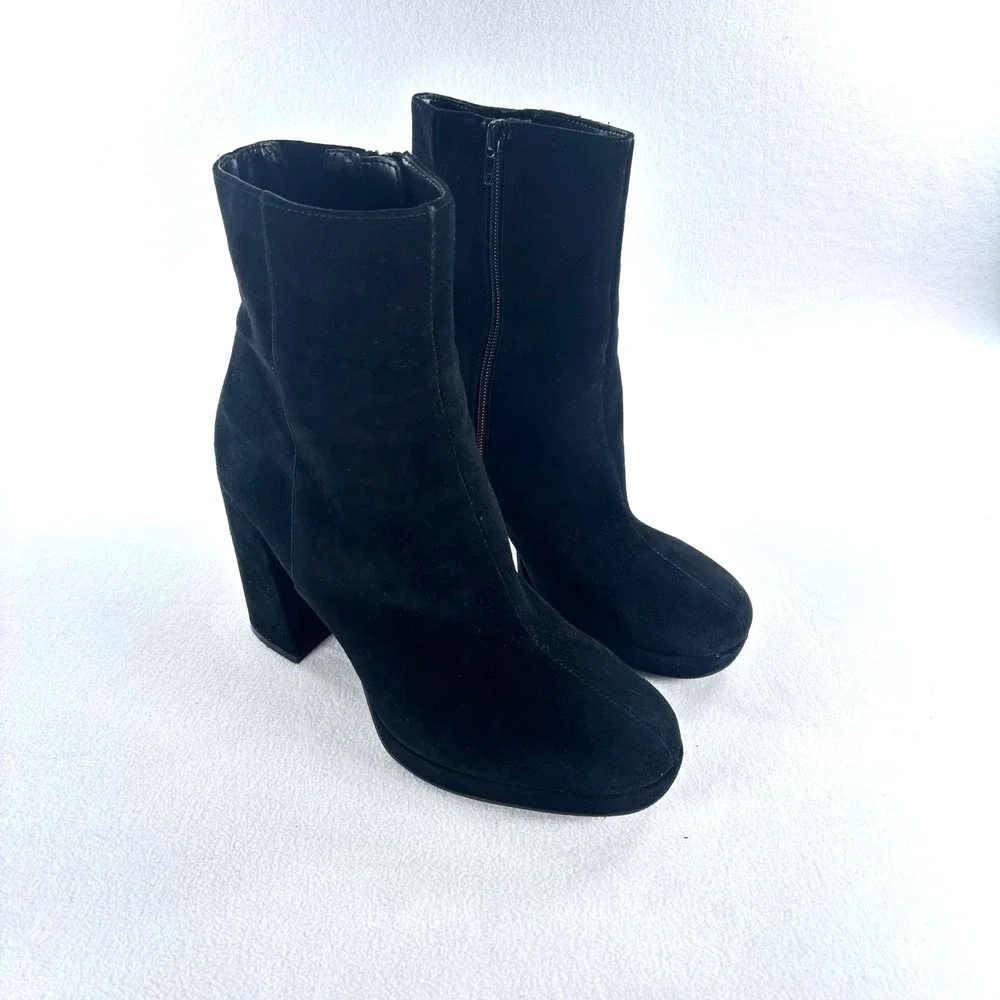 Steve‎ Madden Black Suede Boots Sz 10 Block Heel Ankle Zip 90s Whimsigoth Goth